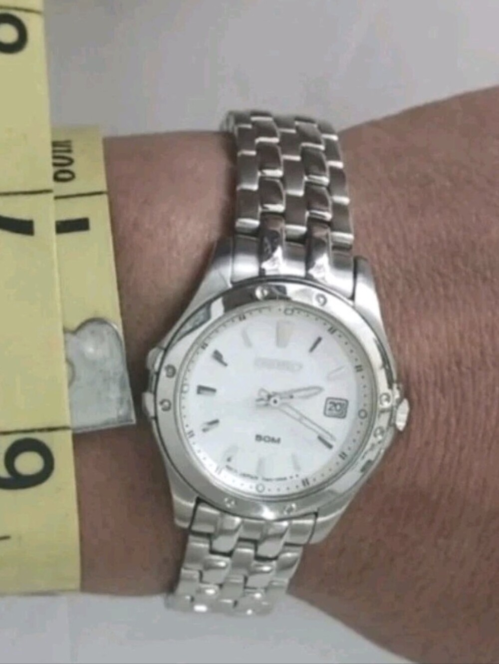 Seiko 7N82-0GR0 MOP Date Women's Watch. - Picture 12 of 12
